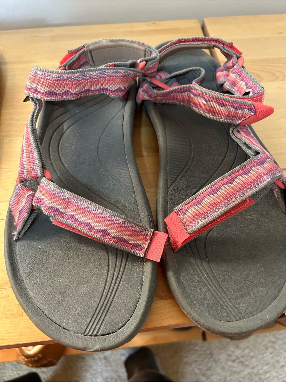 Women's Teva Pink Patterned Sport Sandals - size 10(41)